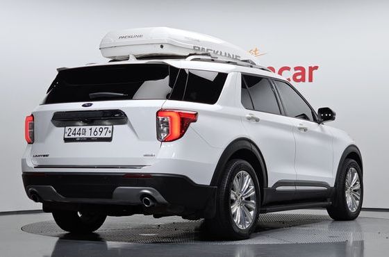 Ford Explorer 2.3 LimIted 4WD — пробег 94 048 км — фото 2 из 5