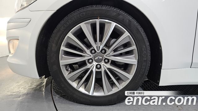 Hyundai Genesis из Кореи Encar