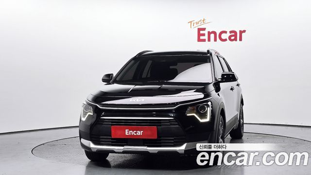 Kia Niro Trendy — пробег 17 142 км — фото 3 из 5