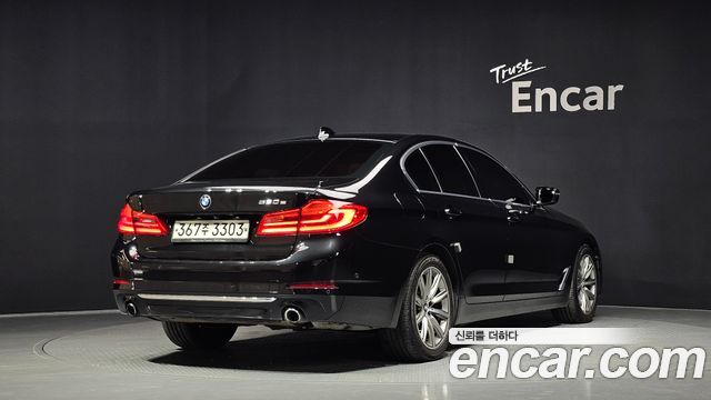 BMW 5-Series 530e Luxury — пробег 102 462 км — фото 2 из 5