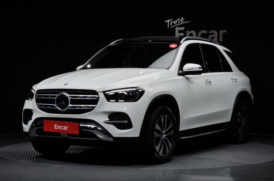Mercedes-Benz GLE-Class GLE300d 4MATIC — пробег 41 777 км — фото 1 из 5