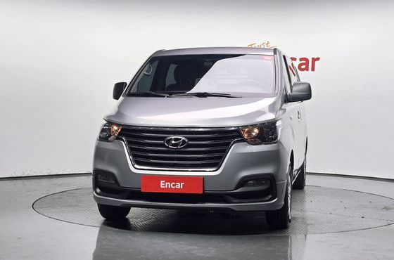 Hyundai Starex Van 5-Seater Smart — пробег 179 988 км — фото 3 из 5