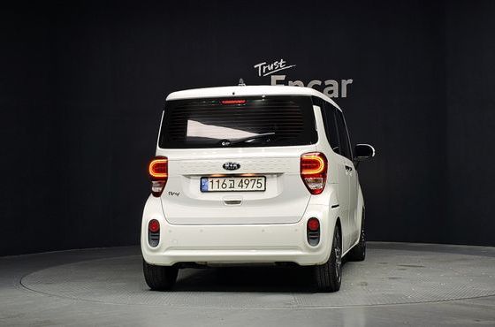 Kia RAY Signature — пробег 16 562 км — фото 4 из 5