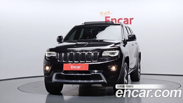 Jeep Cherokee 3.0 Diesel Overland WK2 — пробег 160 883 км — фото 3 из 5