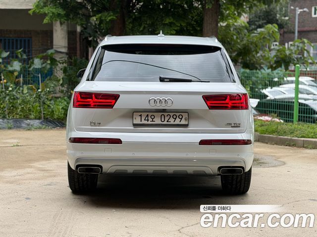 Audi Q7 из Кореи Encar