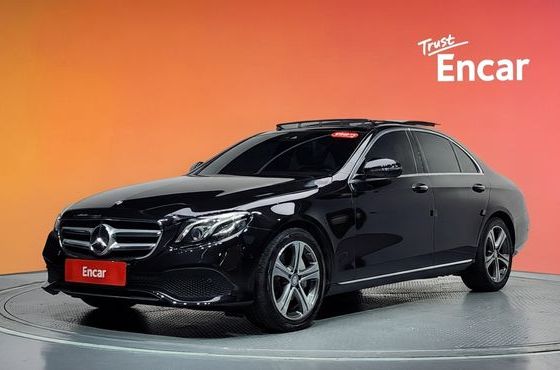 Mercedes-Benz E-Class E300 Avantgarde — пробег 139 115 км — фото 1 из 5