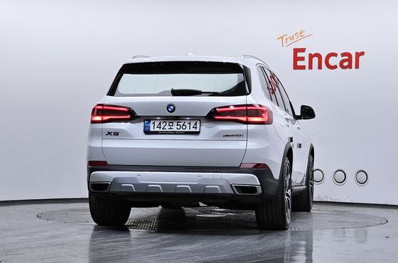 BMW X5 xDrive 40i xLine — пробег 87 335 км — фото 4 из 5