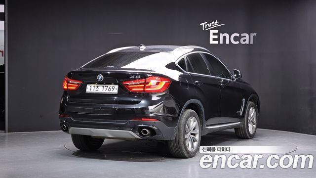 BMW X6 xDrive 30d — пробег 282 509 км — фото 2 из 5