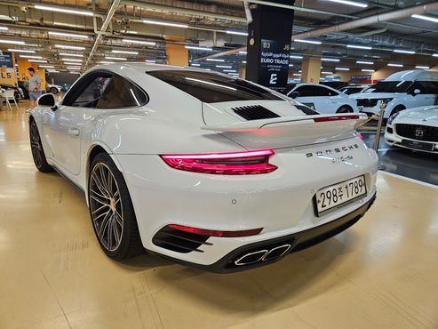 Porsche 911 Turbo 991 — пробег 82 000 км — фото 2 из 5
