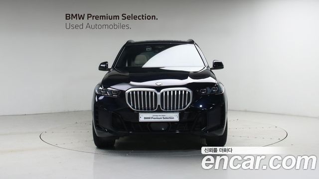 BMW X5 xDrive 40i M Sport — пробег 7 216 км — фото 2 из 5