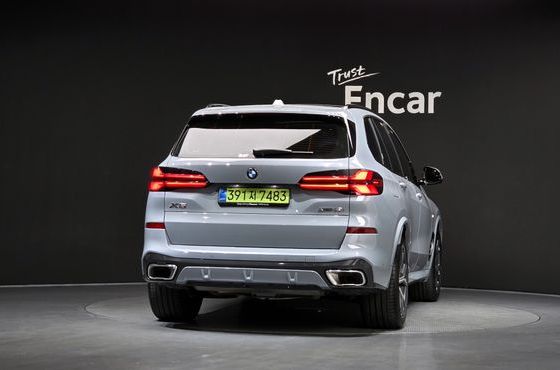 BMW X5 xDrive 40i M Sport — пробег 4 270 км — фото 4 из 5