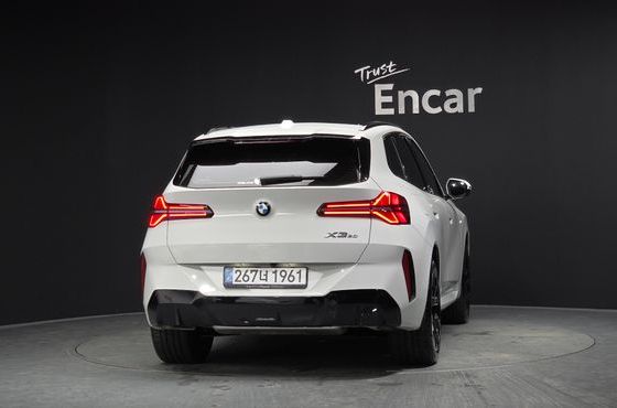BMW X3 xDrive 20 M Sport Pro — пробег 4 667 км — фото 4 из 5