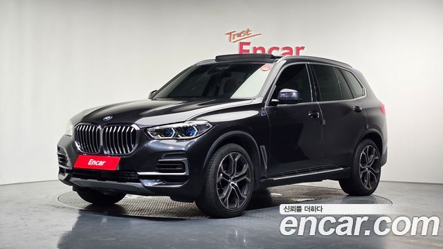 BMW X5 xDrive 40i xLine — пробег 71 242 км — фото 1 из 5