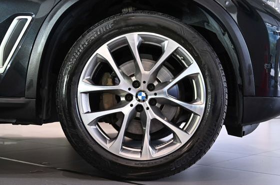 BMW X5 xDrive 30d xLine — пробег 70 265 км — фото 5 из 5