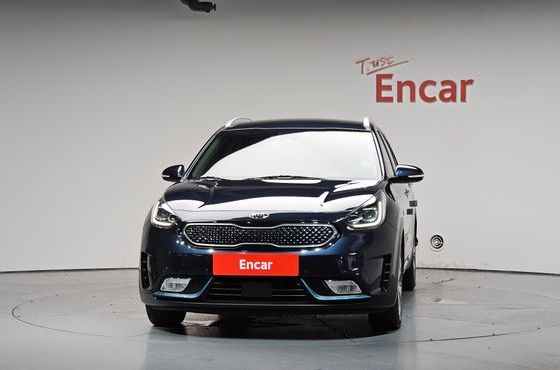 Kia Niro 1.6 Plug-in HEV Noblesse — пробег 121 549 км — фото 3 из 5