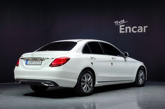 Mercedes-Benz C-Class C220 d Avantgarde — пробег 125 015 км — фото 2 из 5