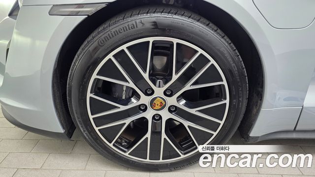 Porsche Taycan из Кореи Encar