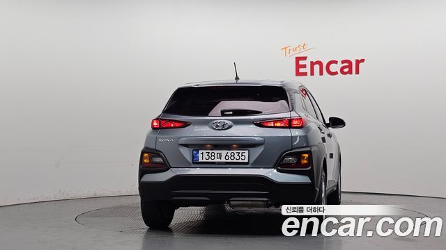 Hyundai Kona из Кореи Encar