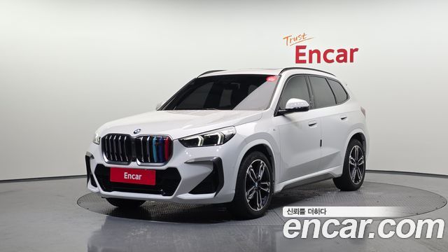 BMW X1 sDrive 20i M Sport — пробег 49 425 км — фото 1 из 5