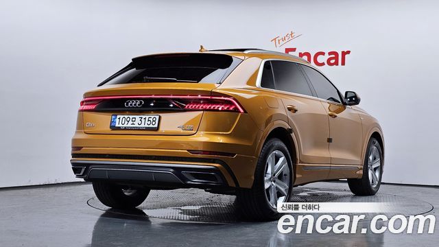 Audi Q8 45 TDI Quattro Premium — пробег 65 513 км — фото 2 из 5