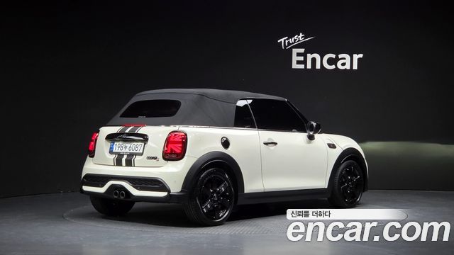 Mini Cooper Convertible Classic Third Generation — пробег 45 611 км — фото 2 из 5