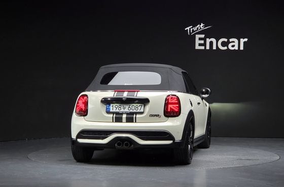 Mini Cooper Convertible Classic Third Generation — пробег 45 611 км — фото 4 из 5