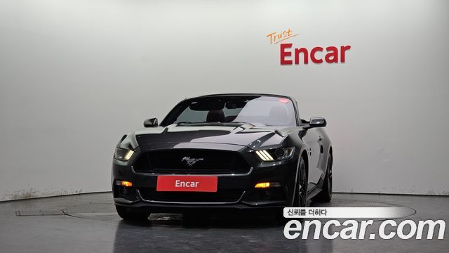 Ford Mustang Convertible — пробег 130 177 км — фото 3 из 5