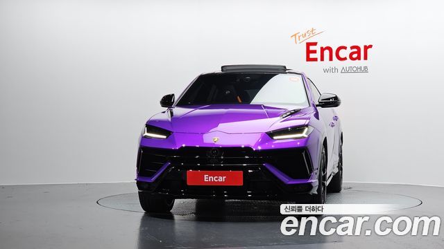 Lamborghini Urus из Кореи Encar