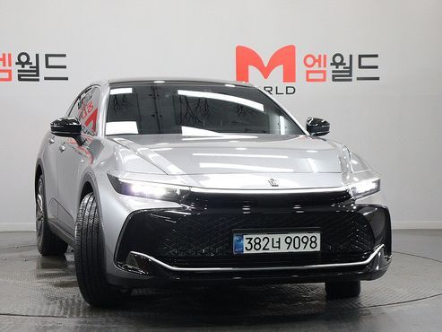 Toyota Crown 2.5 4WD Hybrid — пробег 6 977 км — фото 3 из 5