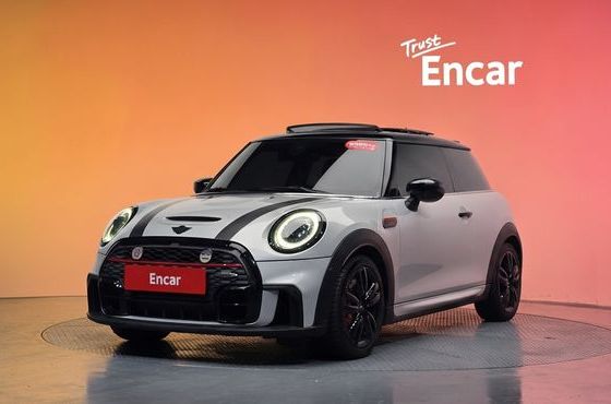 Mini Cooper JCW Rockingham GT Edition 3rd — пробег 85 507 км — фото 1 из 5