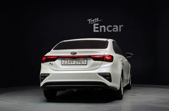 Kia K3 Luxury — пробег 25 915 км — фото 4 из 5