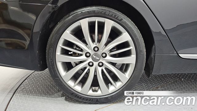 Hyundai Genesis G380 Exclusive AWD — пробег 139 340 км — фото 5 из 5