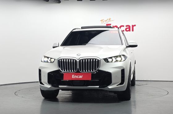 BMW X5 xDrive 40i M Sport — пробег 16 731 км — фото 3 из 5
