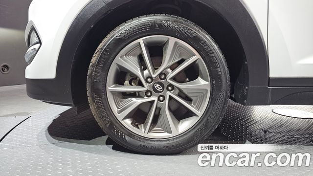 Hyundai Tucson из Кореи Encar