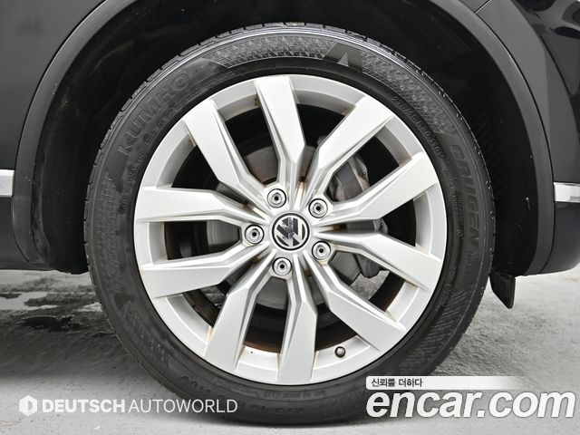 Volkswagen Touareg из Кореи Encar