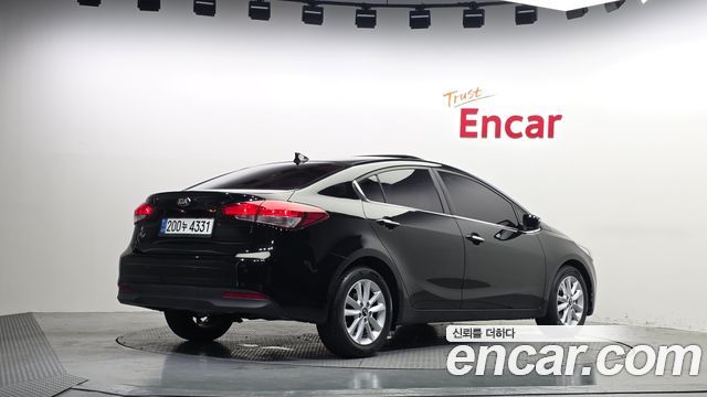 Kia K3 из Кореи Encar