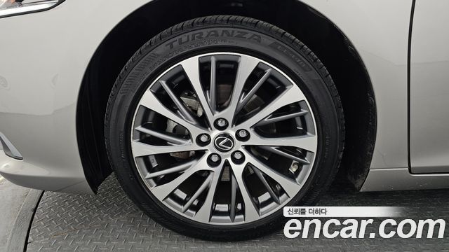 Lexus ES из Кореи Encar