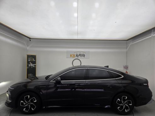 Hyundai Sonata 2.0 Exclusive — пробег 38 000 км — фото 2 из 5