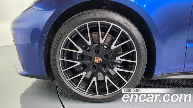 Porsche Panamera 2.9 AWD E-Hybrid — пробег 3 164 км — фото 5 из 5