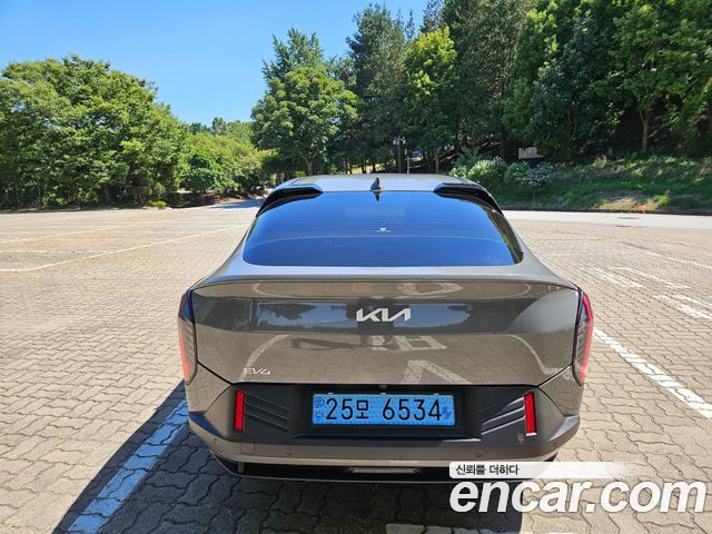 Kia EV4 из Кореи Encar