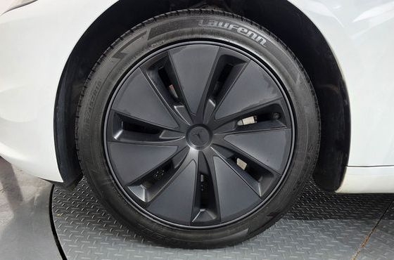 Tesla Model 3 RWD — пробег 47 900 км — фото 5 из 5