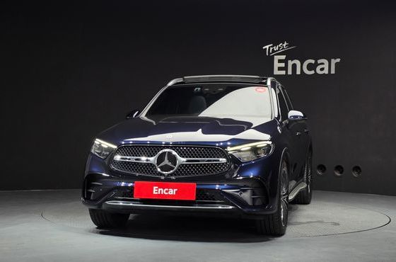 Mercedes-Benz GLC-Class GLC300 4MATIC AMG Line — пробег 18 448 км — фото 3 из 5