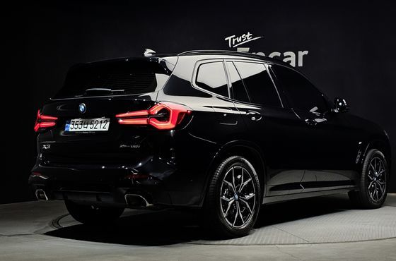 BMW X3 xDrive 20i M Sport — пробег 30 770 км — фото 2 из 5