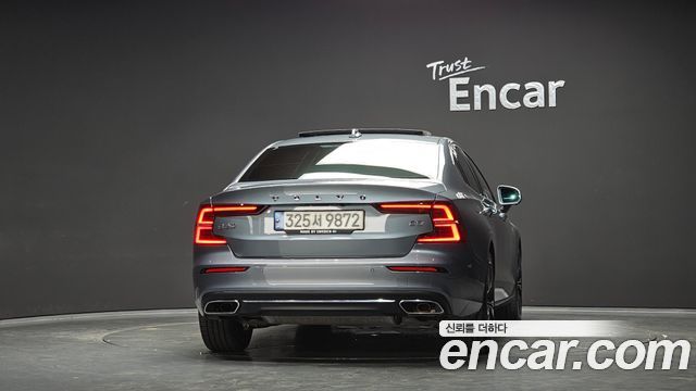 Volvo S60 из Кореи Encar