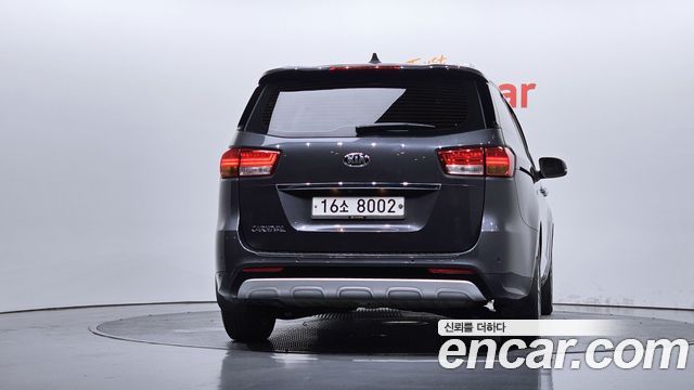 Kia Carnival из Кореи Encar