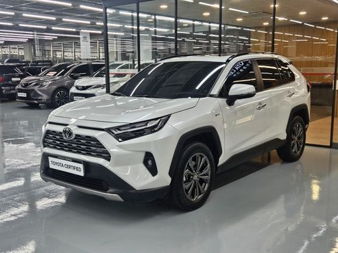 Toyota RAV4 2,5 4WD Hybrid LTD — пробег 11 463 км — фото 1 из 5