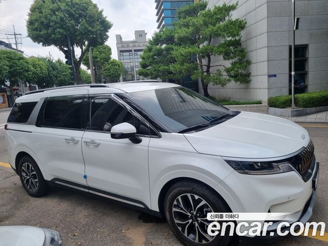 Kia Carnival 9-Seater Prestige — пробег 41 000 км — фото 4 из 5