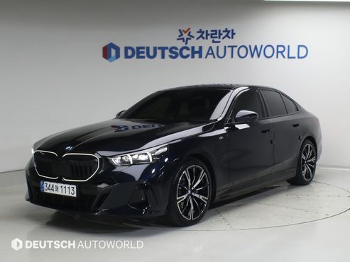 BMW 5-Series 530e M Sport — пробег 15 858 км — фото 1 из 5