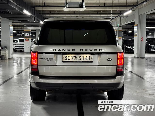 Land Rover Range Rover 4.4 SDV8 Vogue SE DIESEL — пробег 98 169 км — фото 4 из 5