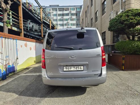 Hyundai Starex 3-Seater VAN CVX Deluxe — пробег 185 924 км — фото 4 из 5